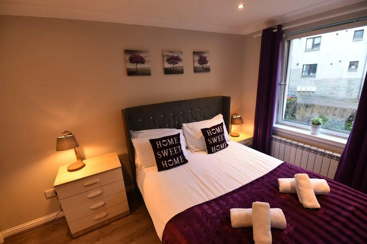 Royal Mile Apartment contacts