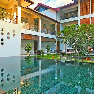 https://eighth-bastion.kerala-hotels.net